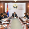  ЗТХ-ийн сайд хилийн боомтод үүссэн чингэлгийн бөөгнөрлийг нэг сарын дотор арилгах үүрэг өгчээ 