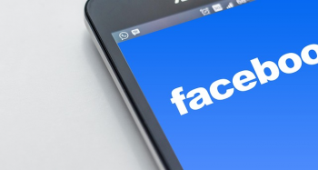 Facebook-т өнгөрүүлсэн цагийг тань хянадаг болно