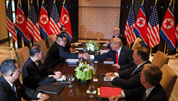 Д.ТРАМП, КИМ ЖӨН УН НАРЫН ӨРГӨТГӨСӨН БҮРЭЛДЭХҮҮНТЭЙ ДЭЭД ХЭМЖЭЭНИЙ УУЛЗАЛТ БОЛЖ БАЙНА