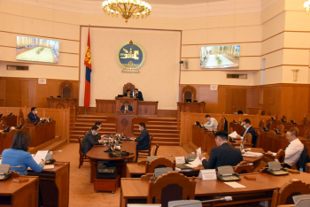 Өнөөдөр чуулганаар 10 хууль, тогтоолын төсөл хэлэлцэнэ