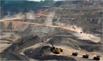 Уурхайн ажилтнууд ээлж солилцох шинэ түр журмыг боловсруулжээ