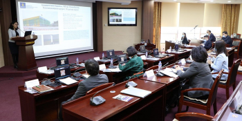 2020-2021 оны хичээлийн жилд 275 сургууль нийслэлд үйл ажиллагаа явуулж, 317,978 суралцагч хамрагдаж байна