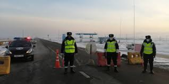 Нийслэлийн товчоодоос гадна байдаг дүүргийн иргэд иргэний үнэмлэх, ААН-ийн албан хаагчид ажлын үнэмлэх, байгууллагын гэрчилгээг үзүүлээд нэвтэрнэ