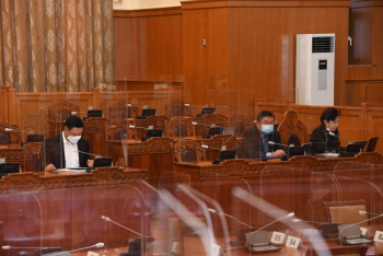 Хуулийн төслийг эцэслэн батлуулах бэлтгэл хангуулахаар шилжүүлж, Улаанбаатар хотын хөгжлийн бодлого эрхэлсэн Түр хороо байгуулахыг дэмжив