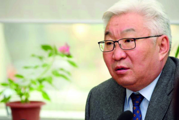Э.Бат-Үүлийн хэвлэн нийтлэх эрх сэргэж, өлсгөлөнгөө зогсоожээ