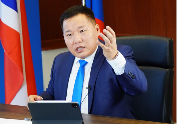 АН-ын бүлэг: Эдийн засаг чөтгөрийн тойрогт орсон